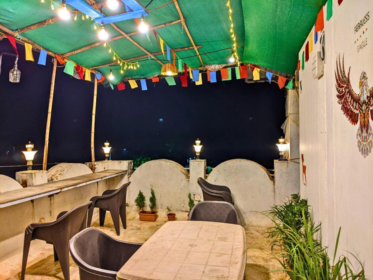 Awaara Backpackers Hostel, Alībāg Extérieur photo