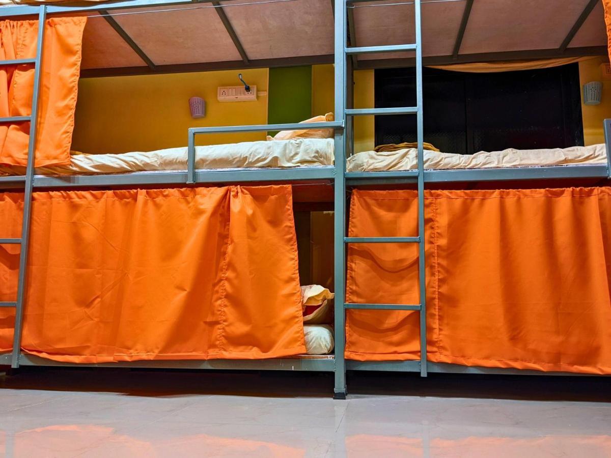 Awaara Backpackers Hostel, Alībāg Extérieur photo